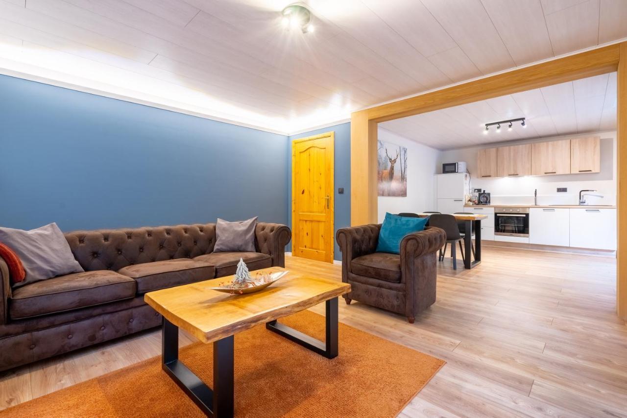 Bills Lodge, Le Plaisir De La Riviere A 2 Minutes Du Centre! La-Roche-en-Ardenne Eksteriør bilde